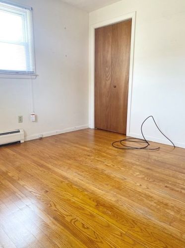 146 Gresham St, Springfield MA 01119-1471 exterior