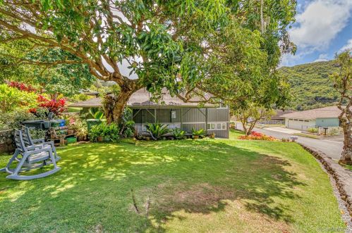 2424 Myrtle St, Honolulu HI 96816-3137 exterior