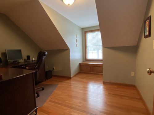 14 Brookwood Dr, Concord NH 03301-1800 exterior