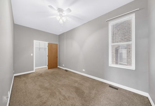 3414 Damen Ave, Chicago IL 60608-6835 exterior