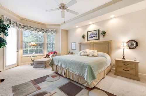 2722 Olde Cypress Dr, Naples FL 34119-9730 exterior