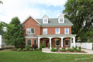 458 Fairview Ave, Elmhurst IL  60126-3731 exterior