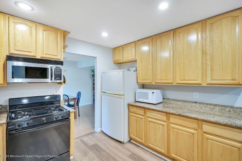 95 Hope Chapel Rd, Jackson Twp NJ 08527-5061 exterior