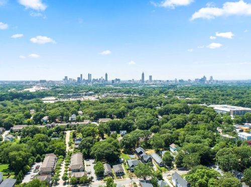 1557 Foote St, Atlanta GA 30307-2817 exterior