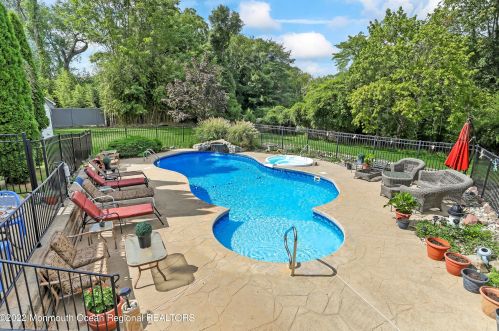 53 Arlene Dr, West Long Branch NJ 07764-1100 exterior