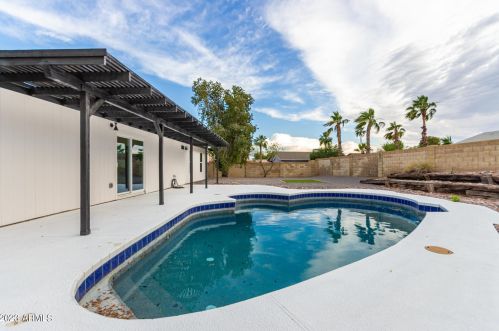 11458 Bannock St, Phoenix AZ  85044-1831 exterior