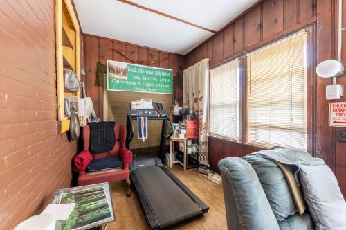 229 Long Ave, Chicago IL 60638-1714 exterior