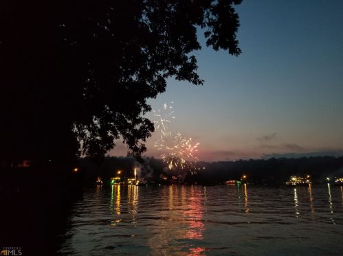 8388 Lake Dr, Lithonia GA  30039-5724 exterior