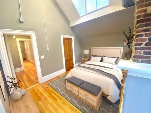 20 Edward St, Worcester MA 01605-3021 exterior