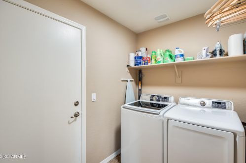 5623 27 Dr, Phoenix AZ 85053-1725 exterior