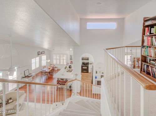 2124 Cathedral Rock Dr, Phoenix AZ 85045-1821 exterior