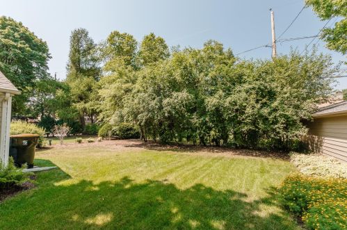 2611 Pasadena Blvd, Milwaukee WI 53226-1950 exterior