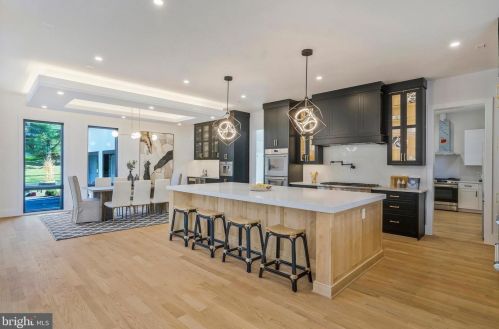 1520 Brookhaven Dr, Mc Lean VA  22101-4127 exterior