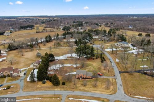 2 Granby Ct, Rockville MD 20855-1406 exterior