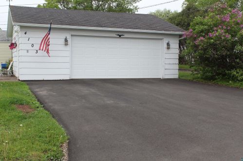 4103 7th St, Duluth MN 55807-1527 exterior