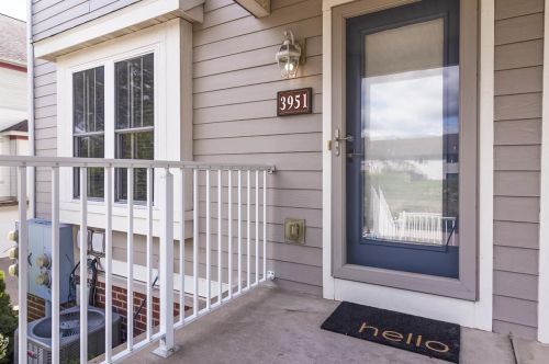 3951 Maple Grove Dr, Madison, WI 53719-1842