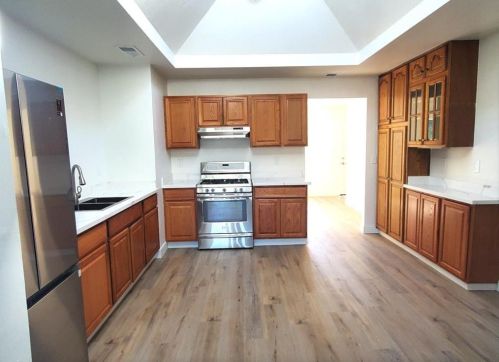 13127 Pfeifle Ave, San Jose CA 95111-3326 exterior