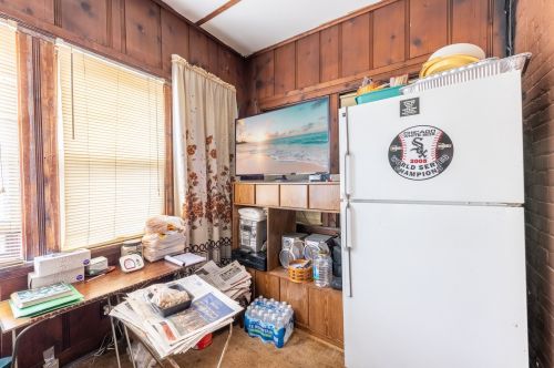 229 Long Ave, Chicago IL 60638-1714 exterior