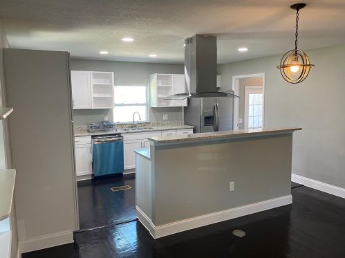 712 9 St, Fort Pierce FL 34950-8534 exterior