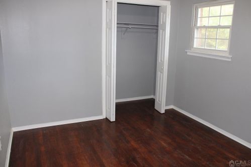 312 College Dr, Edison NJ  08817-5901 exterior