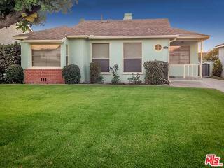 7827 Stewart Ave, Los Angeles CA  90045-1055 exterior