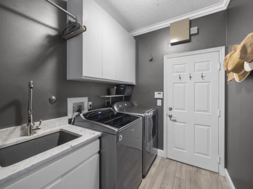 102 Jeanette Way, Jupiter FL exterior