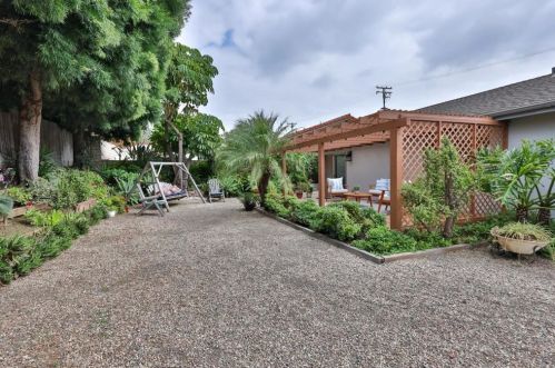 872 Halecrest Dr, Chula Vista CA 91910-6412 exterior