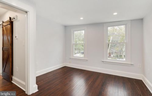 403 Howard St, Riverton NJ 08077-1328 exterior