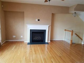 15638 King Louis Ct, Charlotte NC  28277-3187 exterior