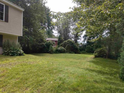 98 Farm Ln, Seabrook, NH 03874-4271