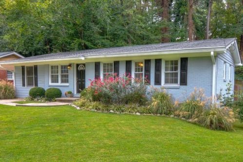 4112 Eula Cir, Atlanta, GA 30360-2536