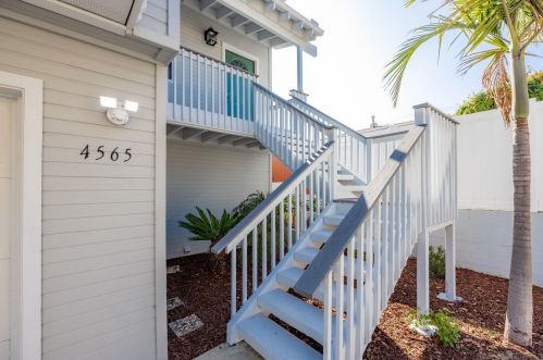 4565 54 St, San Diego CA 92105-3705 exterior