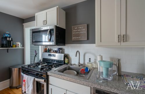 618 Hawthorne St, Grand Rapids MI 49503-3411 exterior