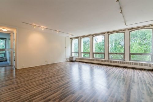 1400 55th Pl, Chicago, IL 60637-1876