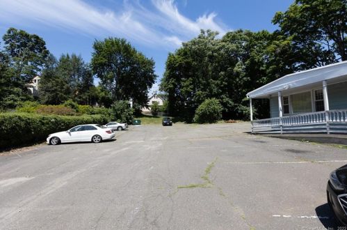 314 Elizabeth St, Derby CT 06418-1814 exterior