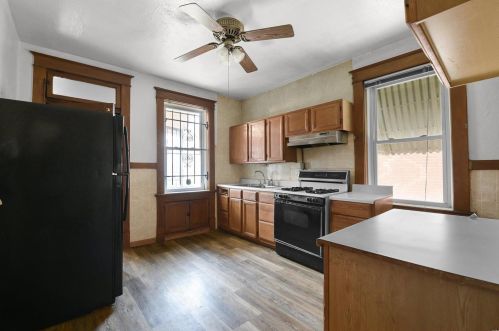 5536 Emerson Ave, Saint Louis MO 63120-2240 exterior