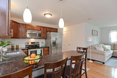 38 Berkshire St, Providence RI 02908-2503 exterior