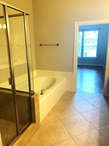 3610 Gillespie St, Dallas TX 75219-4839 exterior