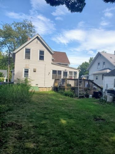 62 Eddy St, Springfield MA 01104-2631 exterior