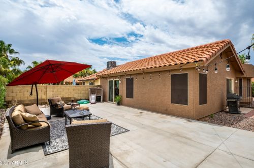 1387 Carriage Ln, Chandler AZ 85224-1103 exterior