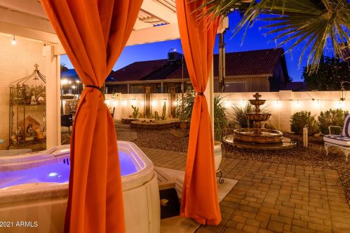 1560 Buena Vis Dr, Chandler AZ 85249-4608 exterior