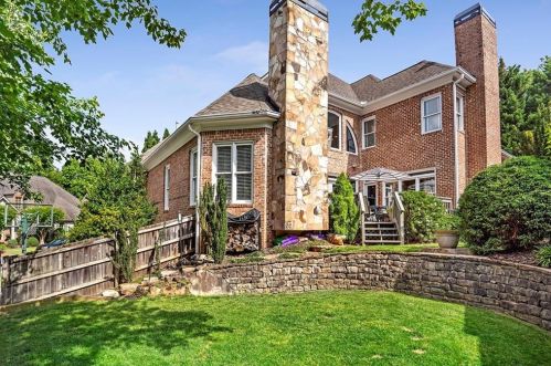 1233 Austin Gln Dr, Atlanta GA 30338-3233 exterior