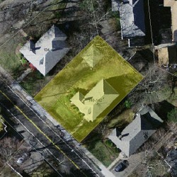 140 Langley Rd, Newton MA  02459-2056 aerial view