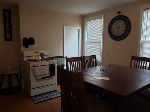 51 Vandewater St, Providence RI 02908-1623 exterior