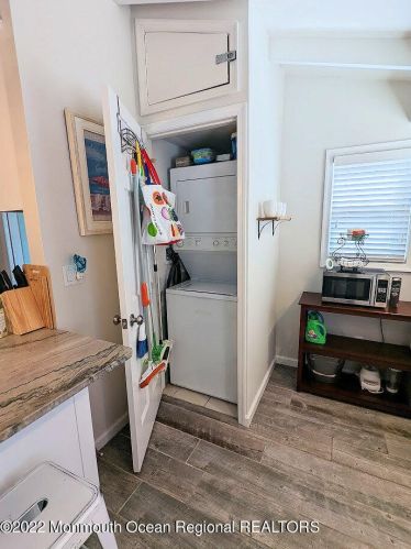 31 Amberjack Way, Lavallette NJ  08735-1506 exterior