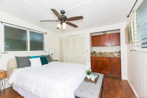 536 12 Ave, Honolulu HI exterior