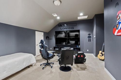 13409 Coleto Creek Trl, Austin TX 78732-2072 exterior