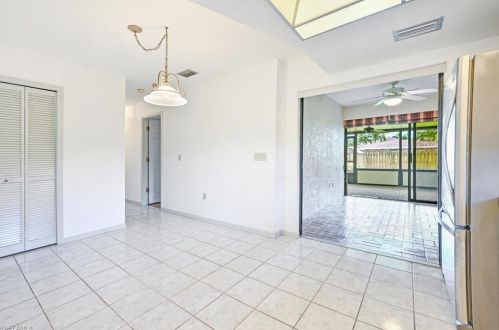 754 95th Ave, Naples FL 34108-2457 exterior