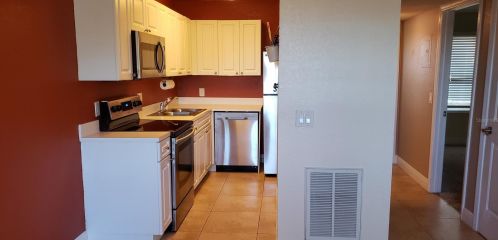 13757 Juniper Blossom Dr, Tampa, FL 33618-3339