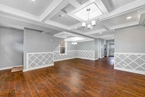 5024 32nd Pl, Chicago, IL 60804-4032